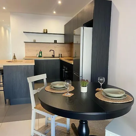 Apartment With Side Seaviews Sliema