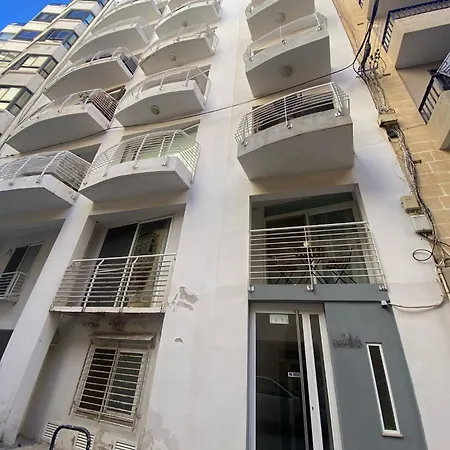 With Side Seaviews Apartment *